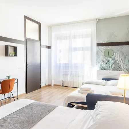 Duomo 5min - Torre Velasca - 2 Bedrooms - Netflix, Wi-fi Daire