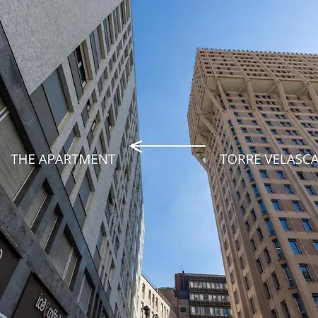 Daire Duomo 5min - Torre Velasca - 2 Bedrooms - Netflix, Wi-fi Milano