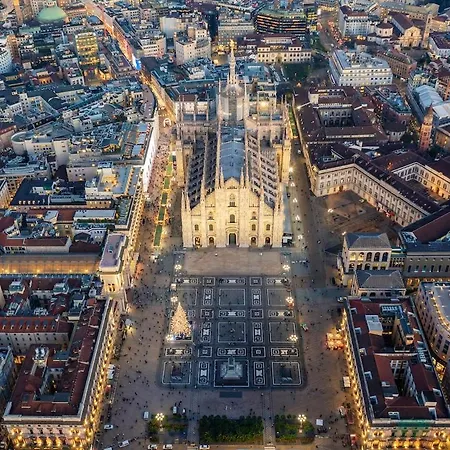 Duomo 5min - Torre Velasca - 2 Bedrooms - Netflix, Wi-fi * Milán